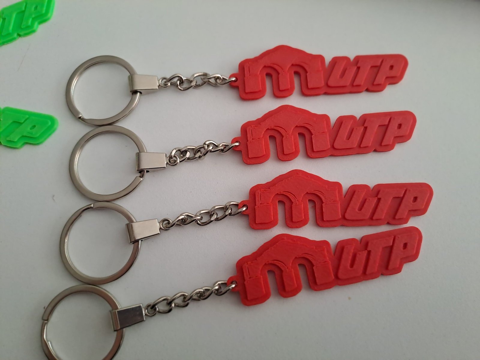 4 Llaveros tipo Texto